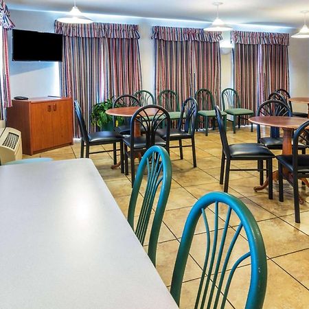 Super 8 By Wyndham Gresham/Portland Area Or Hotel Екстериор снимка