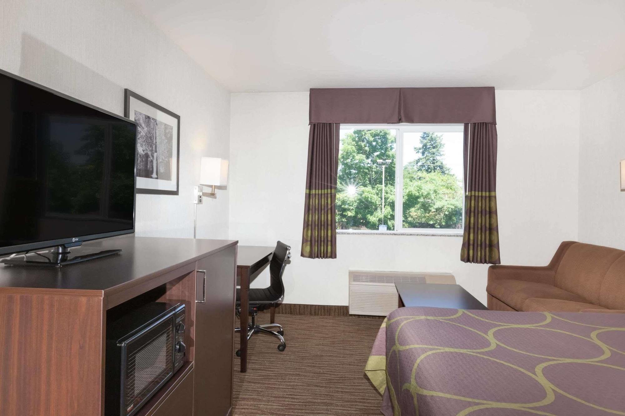 Super 8 By Wyndham Gresham/Portland Area Or Hotel Екстериор снимка