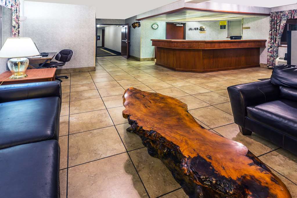 Super 8 By Wyndham Gresham/Portland Area Or Hotel Интериор снимка